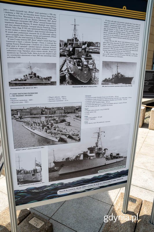 Tablica historyczna 