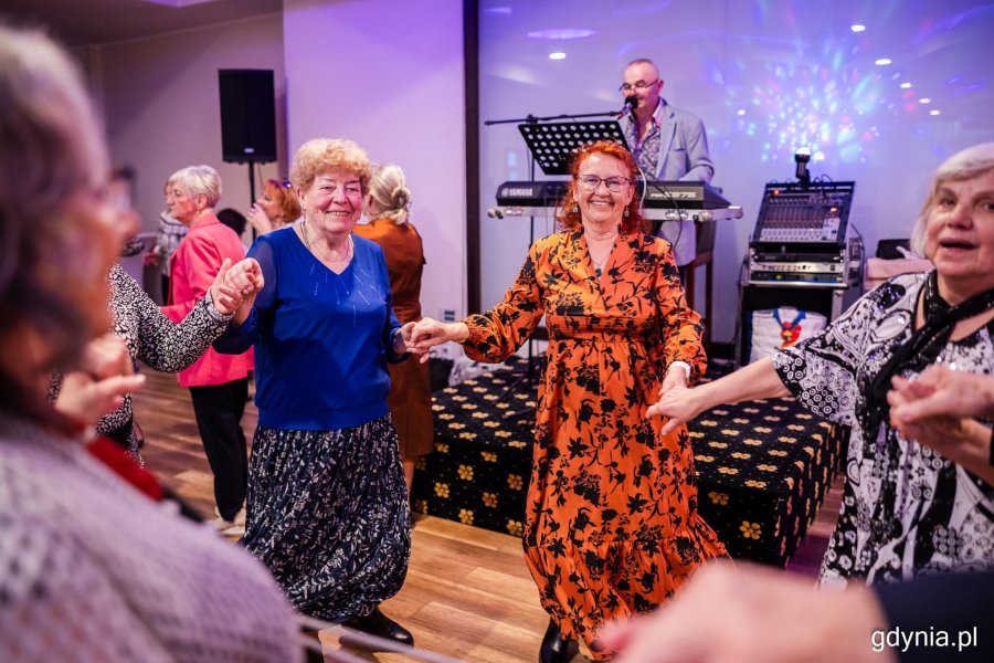 Tańczące seniorki