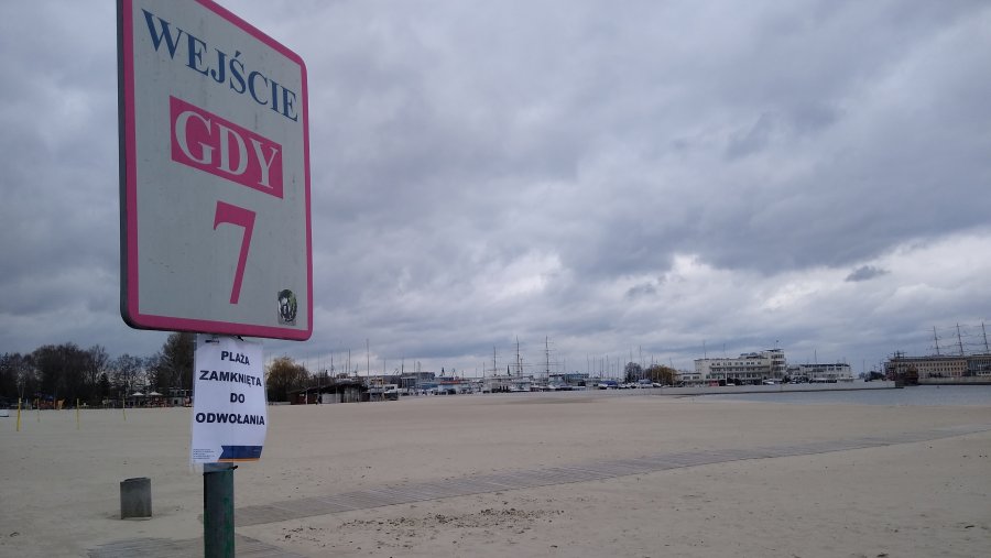 Plaża zamknięta do odwołania // fot. gdynia.pl