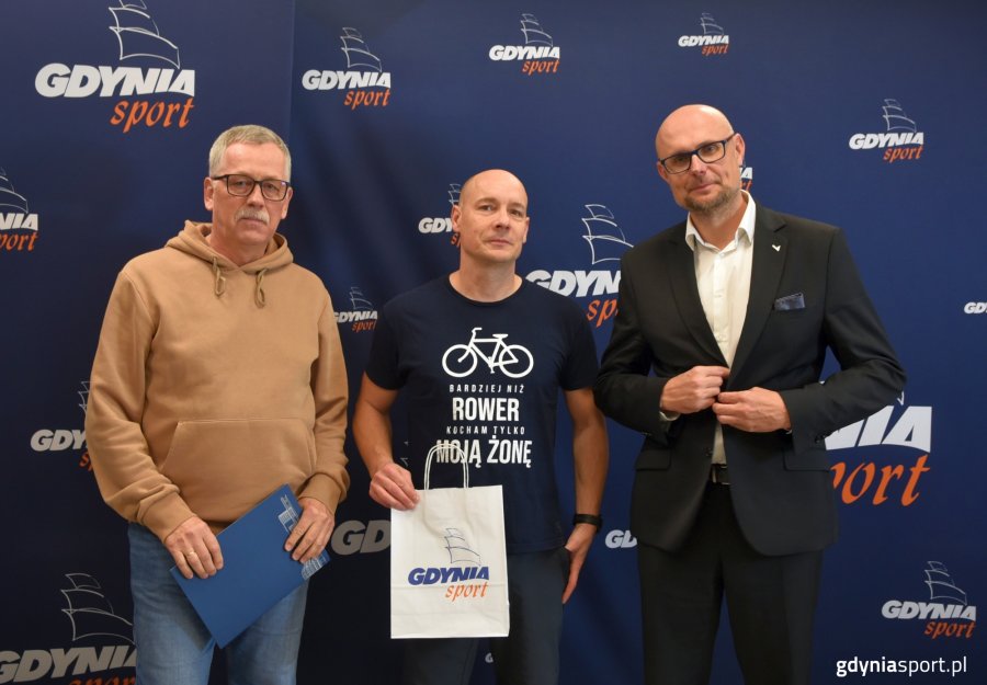 Nagrodzeni przedstawiciele firm z wiceprezydentem Austenem podczas odbioru nagród (fot. Marek Urbaniak)