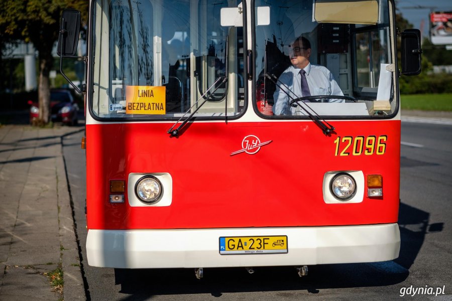 Podróż sentymentalna linią 325, fot. Dawid Linkowski