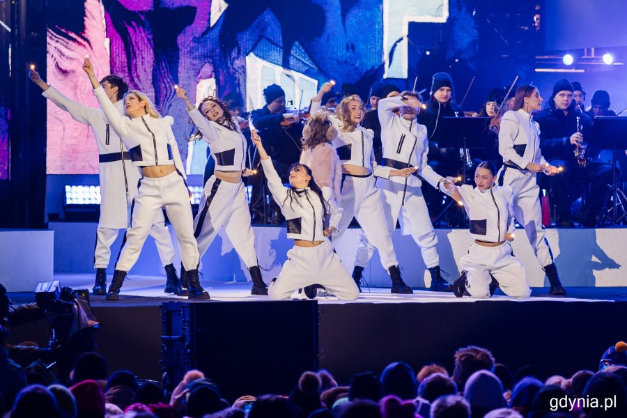 Oprawa taneczna (fot. Karol Stańczak)