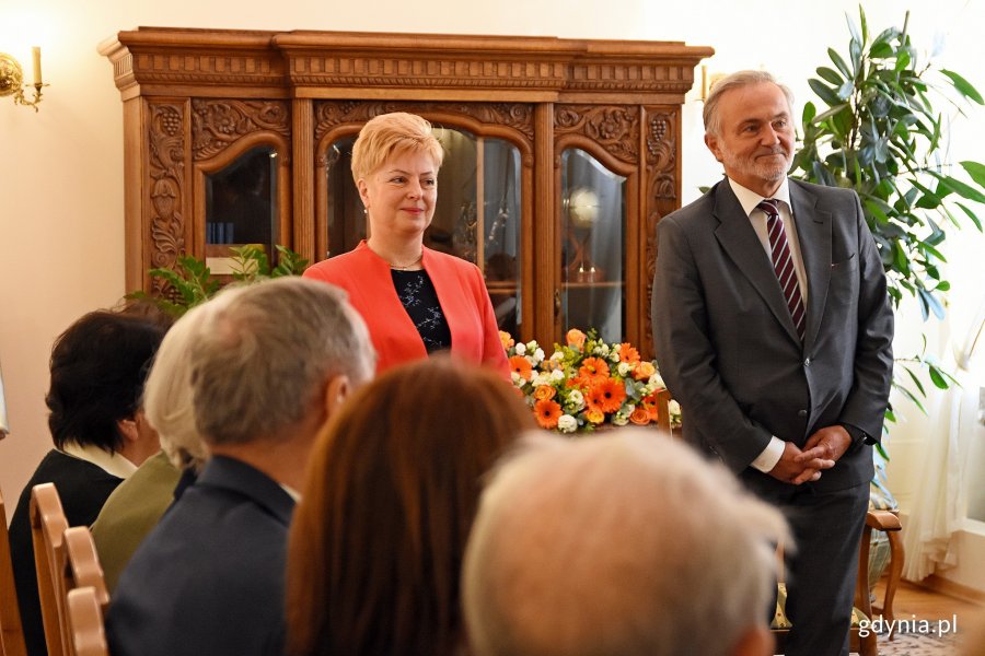 Pamiątkowe Medale za Długoletnie Pożycie Małżeńskie z rąk prezydenta Gdyni Wojciecha Szczurka odebrały kolejne gdyńskie pary // fot. Paweł Kukla