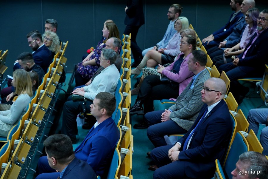 Uczestnicy gali honorującej dawc&oacute;w krwi z regionu 