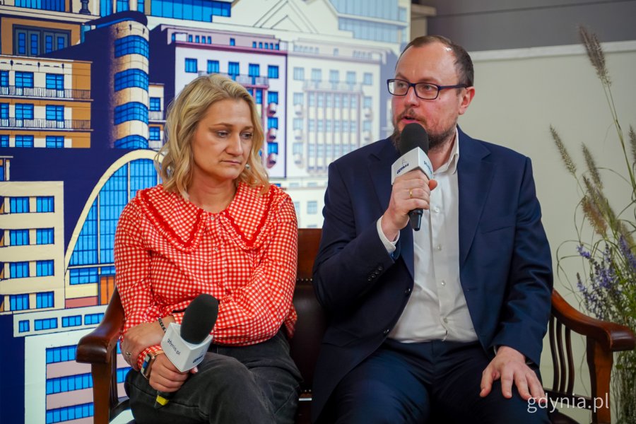 Goście studia „Gdynia Filmowa”: Agata Kozierańska-Burda i Mariusz Bzdęga