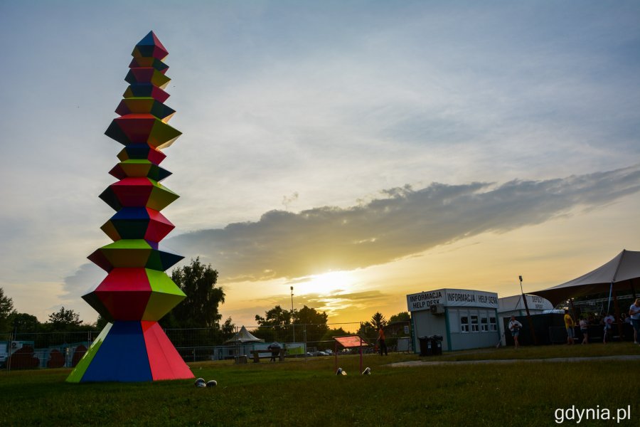 Totem autorstwa Maurycego Gomulickiego // fot. Paweł Kukla