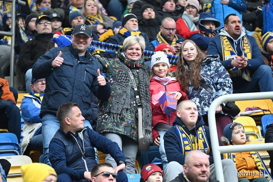 W niedzielę 15 marca odbył się tradycyjny mecz z okazji Dnia Jedności Kaszub&oacute;w. Tego dnia Arka Gdynia zagrała mecz z Widzewem Ł&oacute;dź (Fot. Michał Puszczewicz)