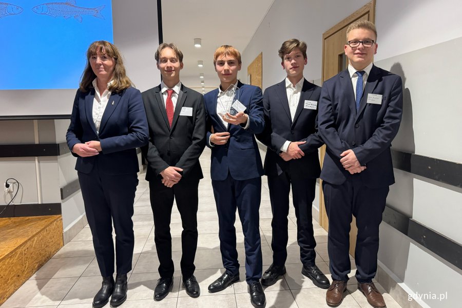 Gdyńskie Mistrzostwa Debat Oksfordzkich o Puchar Kopernika 2025 w XIV LO, na zdjęciu (fot. Katarzyna Balcerzak)