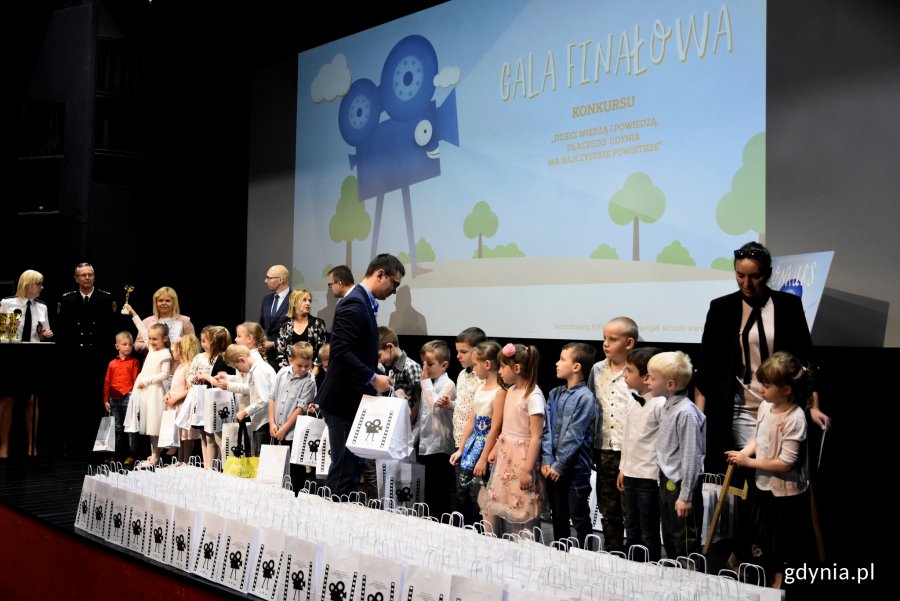 Gala finałowa konkursu „Dzieci wiedzą i powiedzą, dlaczego Gdynia ma najczystsze powietrze” // fot. Marcin Mielewski