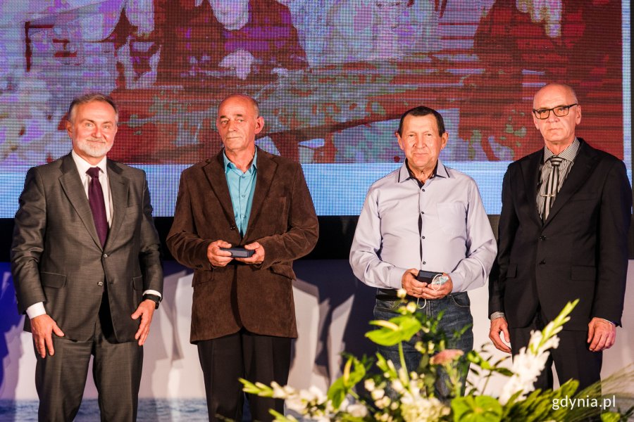 Odznaczeni medalami „Bohaterom Sierpnia '80 Gdynia”, fot. Karol Stańczak