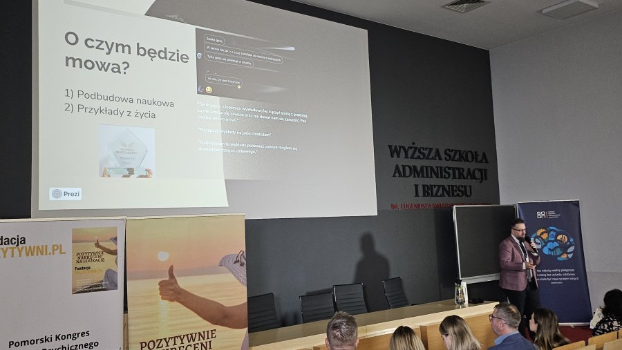 Prelegenci podczas II Kongresu Zdrowia Psychicznego w WSAiB im. Eugeniusza Kwiatkowskiego w Gdyni