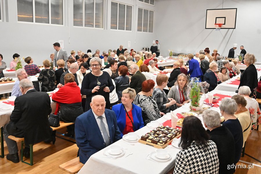Wigilia dla seniorów w Przystani Chylońska 237