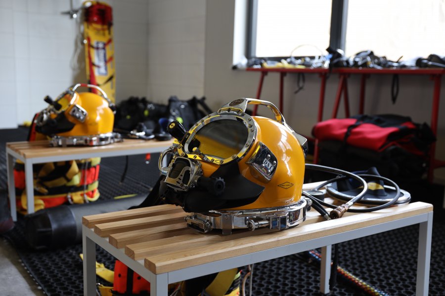 Podczas Dnia Otwartego goście zajrzeli do Akademickiego Centrum Technologii Podwodnych AMW Gdynia