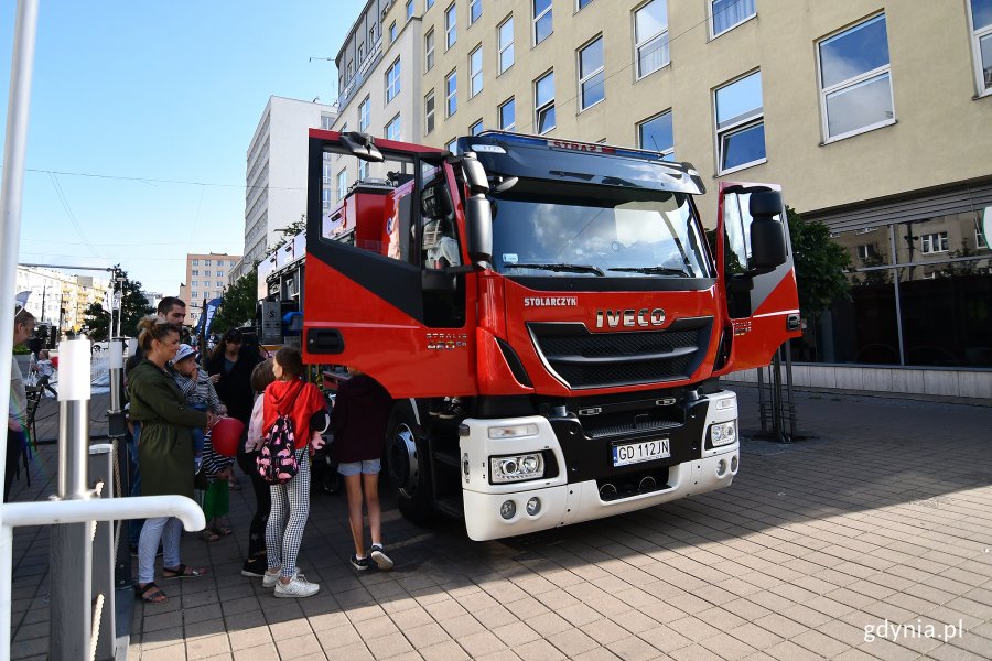 27 czerwca odbyło się pierwsze spotkanie z cyklu „Chodźcie na plac Kaszubski” skierowane do dzieci, młodzieży i dorosłych // fot. Michał Puszczewicz