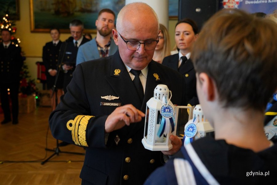 Betlejemskie Światło Pokoju (fot. Magdalena Starnawska)