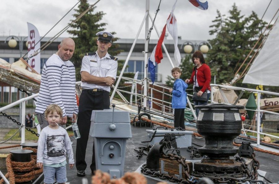 ORP Mewa udostępniona została zwiedzającym z okazji 30. rocznicy wizyty Jana Pawła II w Gdyni.//fot. Dawid Linkowski