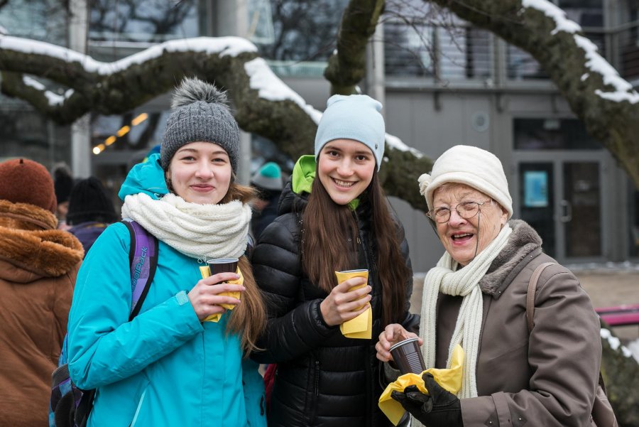 Urodzinowy toast gorącą czekoladą // fot. Karol Stańczak