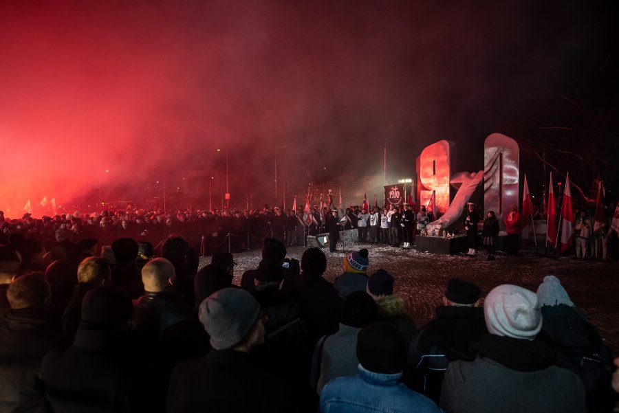 Obchody przy pomniku Ofiar Grudnia '70 w Gdyni, fot. Dawid Linkowski