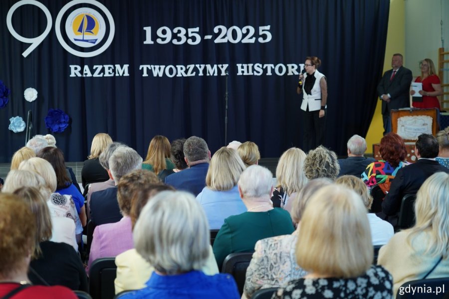 Goście 90. jubileuszu SP nr 12