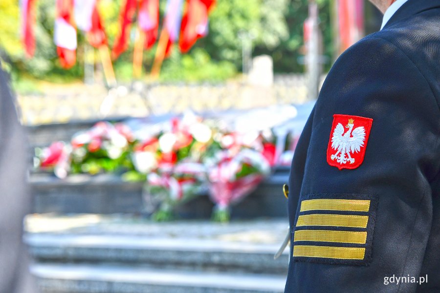 Uroczystości upamiętniające 80. rocznicę wybuchu II wojny światowej na cmentarzu w Redłowie, fot. Michał Puszczewicz