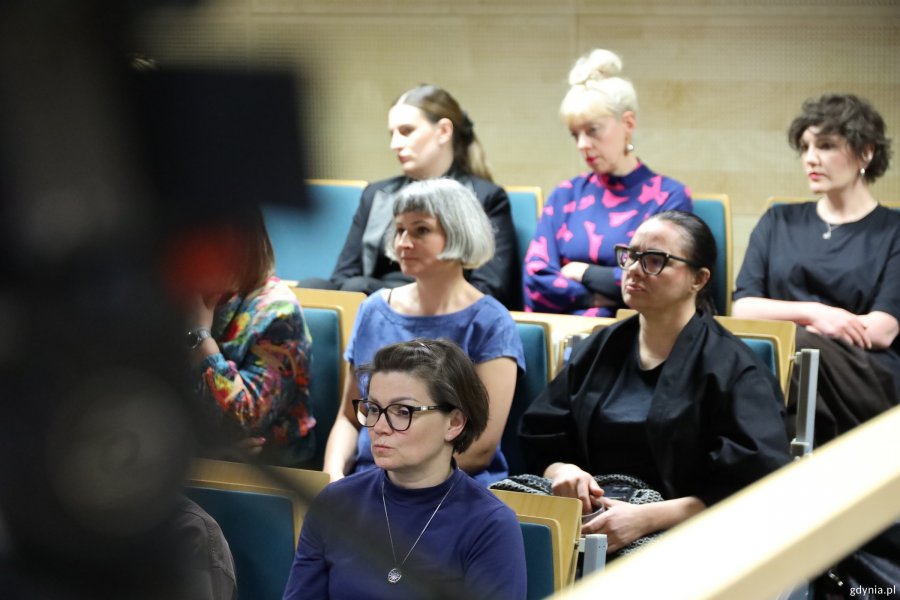 Wśr&oacute;d publiczności m.in. Katarzyna Korzeniewska, dyrektorka Gdyńskiego Centrum Kultury