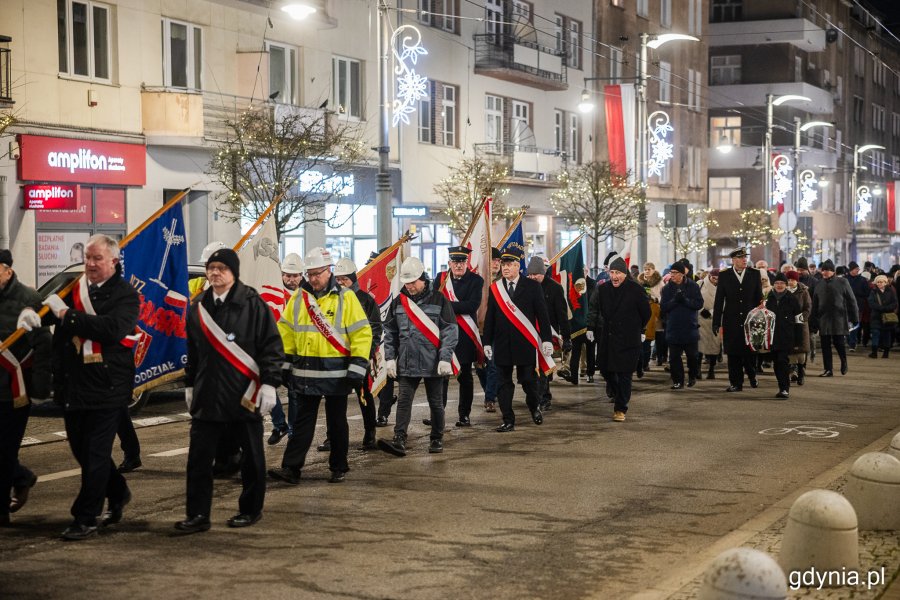 Uczestnicy przemarszu (fot. Karol Stańczak)