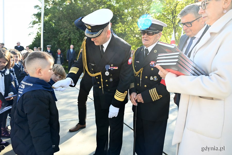  Dzień Polskiego Państwa Podziemnego – uroczystości z okazji 86. rocznicy jego utworzenia pod Pomnikiem Armii Krajowej w Gdyni (fot. Michał Puszczewicz)
