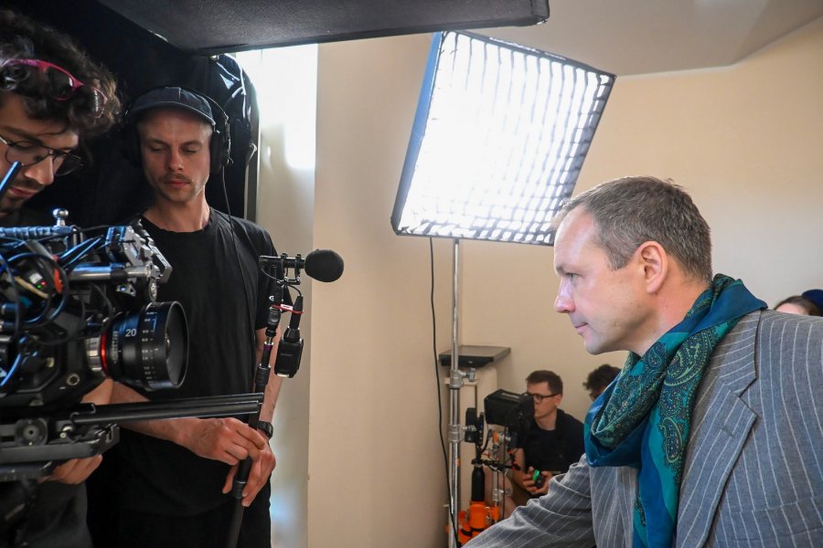 Lesław Żurek jako Stanisław Ziołowski i ekipa filmowa