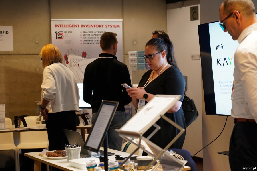 Jedno ze stoisk w PPNT