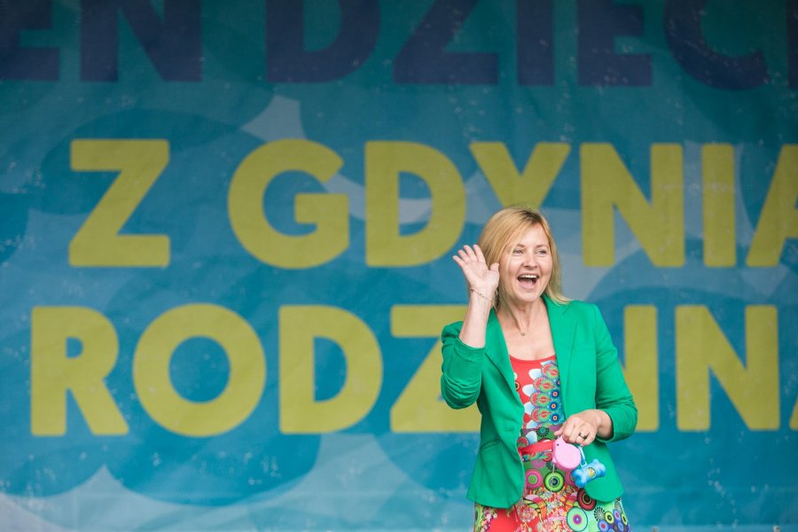 Beata Szadziul podczas Wielkiego Festynu Rodzinnego z okazji Dnia Dziecka