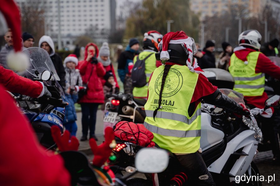 20. edycja parady „Mikołaje na motocyklach” - start w Gdyni, fot. Kamil Złoch