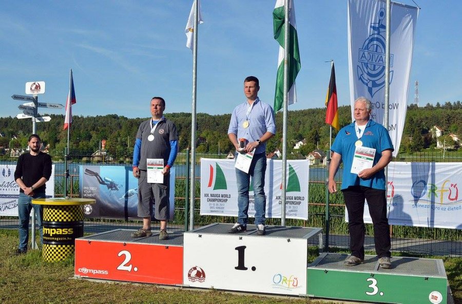 // fot. mat. prasowe. Zwyycięzcy na podium