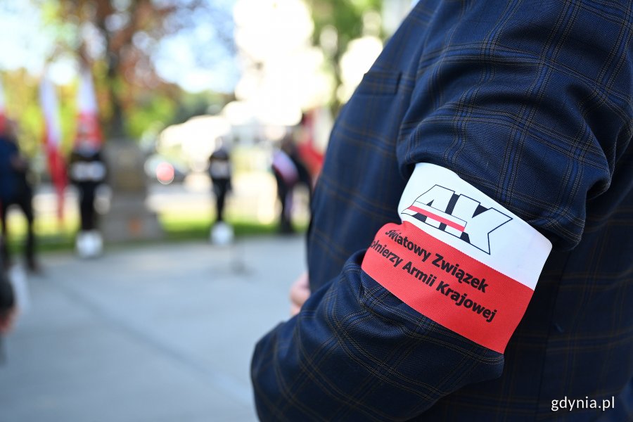  Dzień Polskiego Państwa Podziemnego – uroczystości z okazji 86. rocznicy jego utworzenia pod Pomnikiem Armii Krajowej w Gdyni (fot. Michał Puszczewicz)