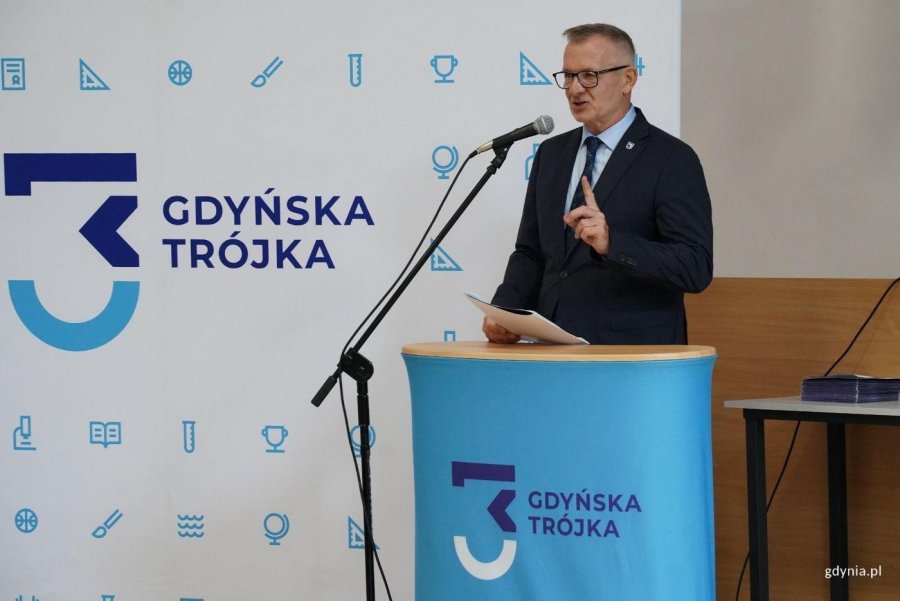 Wiesław Kosakowski, dyrektor III Liceum Og&oacute;lnokształcącego (fot. Magdalena Starnawska)