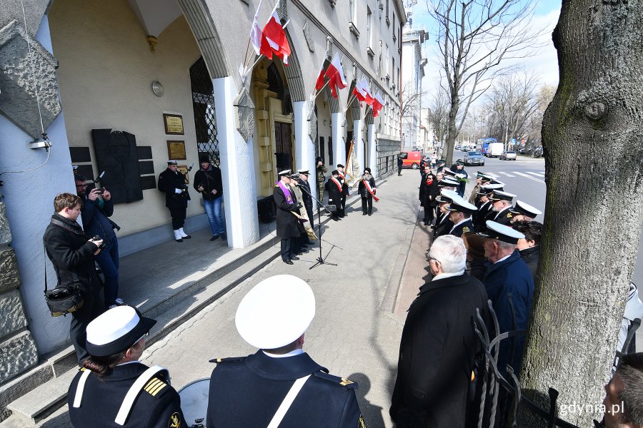Obchody Dnia Pamięci Ofiar Zbrodni Katyńskiej w Gdyni w 2019 roku. (zdjęcie archiwalne, fot. Michał Puszczewicz)