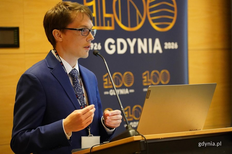 Na zdjęciu naczelnik Rafał Gajewski z Wydziału Strategii (fot. Karolina Szypelt)