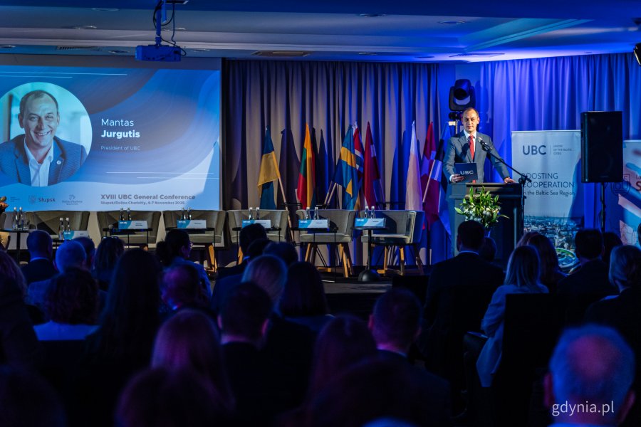 Mantas Jurgutis. Konferencja generalna Związku Miast Bałtyckich w Słupsku, 5 listopada (fot. Kamil Złoch)