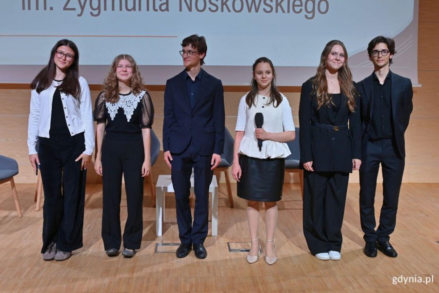 Galę Srebrnego Śledzia uświetnił pokaz muzyczny ze Szkoły Muzycznej w Gdyni 