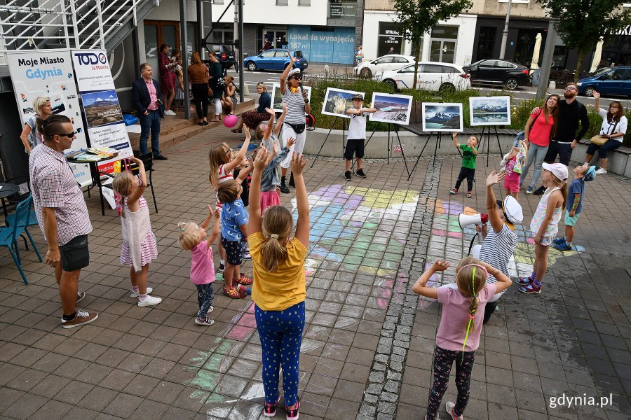 „Chodźcie na plac Kaszubski” / 8 sierpnia 2019 - „Pamiętniki z wakacji” / fot. Michał Puszczewicz