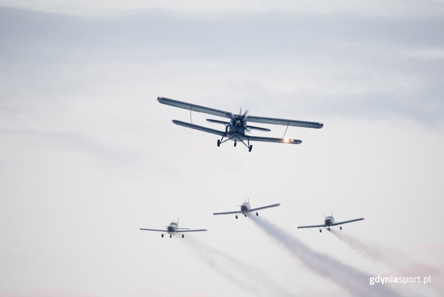 Pokazy LOTOS Gdynia Aerobaltic w piątek, fot. AM Studio / Adam Szczuka