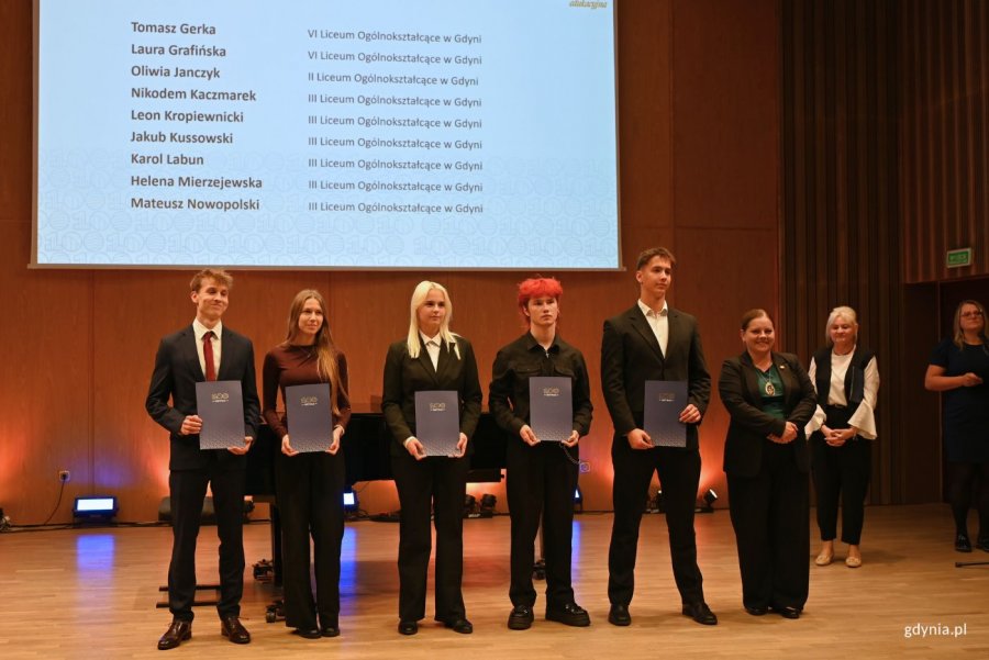 Stypendium za osiągnięcia w nauce (fot. Magdalena Starnawska)