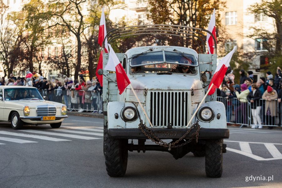 Parada Niepodleglości w Gdyni. Kolorowo, radośnie i dumnie! Fot. Karol Stańczak