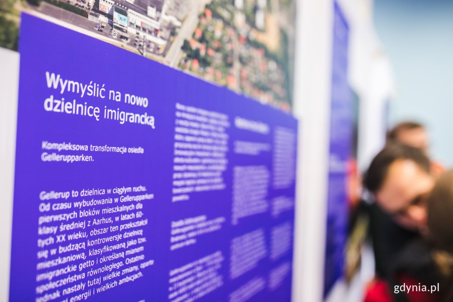 7 listopada w Pomorskim Parku Naukowo-Technologicznym Gdynia odbył się wernisaż wystawy „Future Living. Duńskie miasta przyszłości” // fot. Karol Stańczak