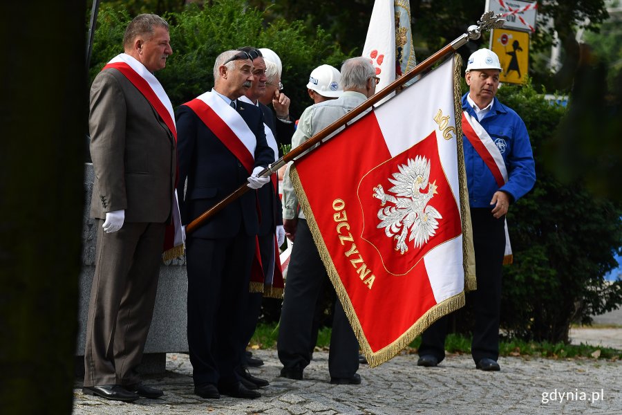 Sobotnie uroczystości pod pomnikiem, fot. Michał Puszczewicz
