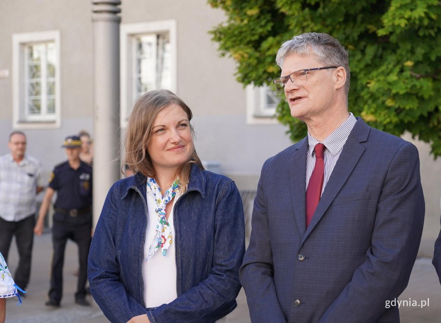 Na zdjęciu radna Natalia Kłopotek-Gł&oacute;wczewska i wiceprezydent Rafał Geremek 