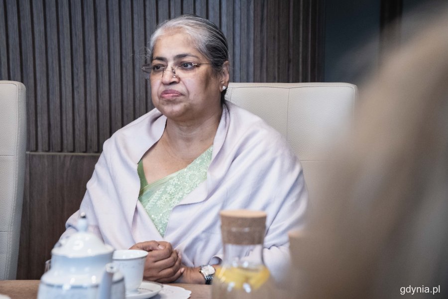 JE Sultana Laila Hossain, ambasador Ludowej Republiki Bangladeszu podczas spotkania w Urzędzie Miasta Gdyni // fot. Kamil Złoch