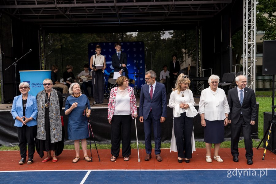 Odznaczeni nauczyciele Trójki