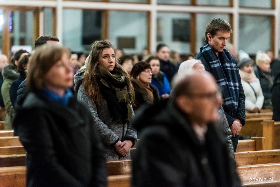  Gdynia uczciła pamięć Pawła Adamowicza podczas mszy w kościele Najświętszej Maryi Panny, fot. Maciej Czarniak. 