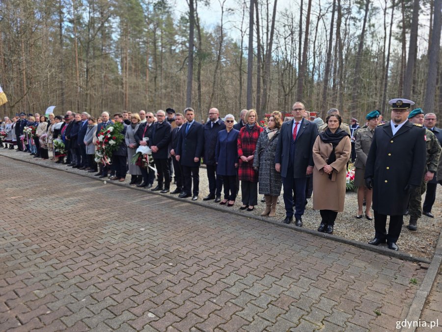 Na zdjęciu m.in.: posłanka Dorota Arciszewska-Mielewczyk, wicewojewoda pomorski Emil Rojek i zastępca dyrektora Instytutu Pamięci Narodowej w Gdańsku Waldemar Szulc
