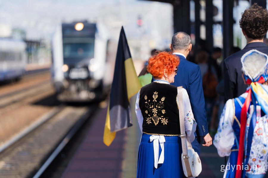 Kaszubi przyjeżdżali z całego regionu m.in. pociągami Transcassubia z Helu oraz Chojnic (fot. Paweł Budziński)